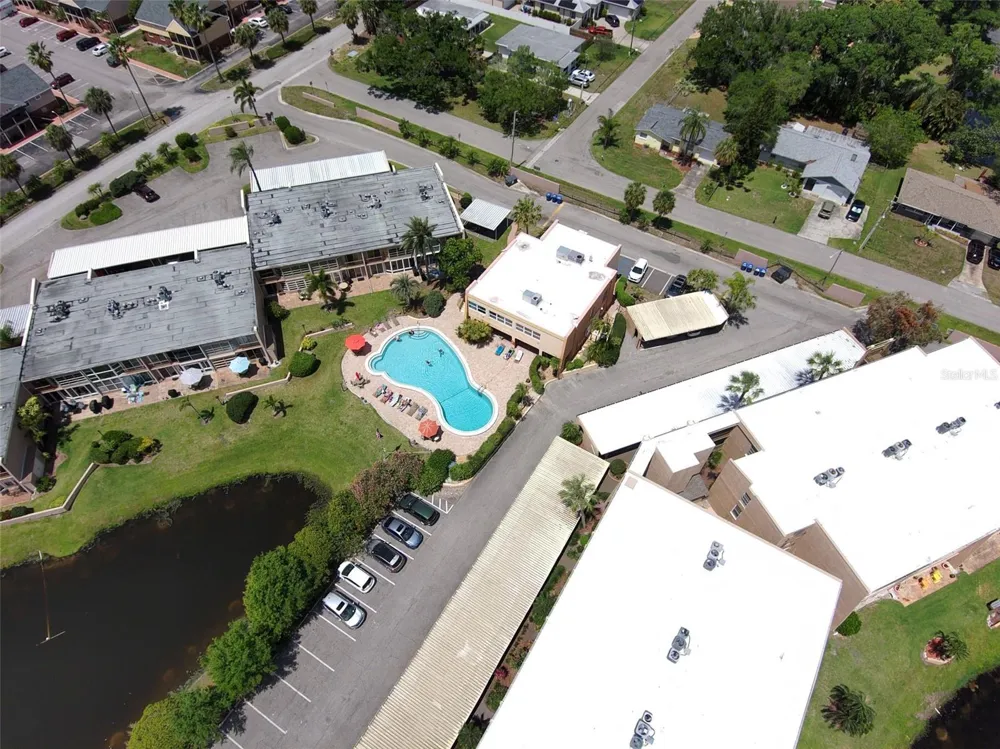225 COUNTRY CLUB DRIVE #D142 Largo, FL 33771
