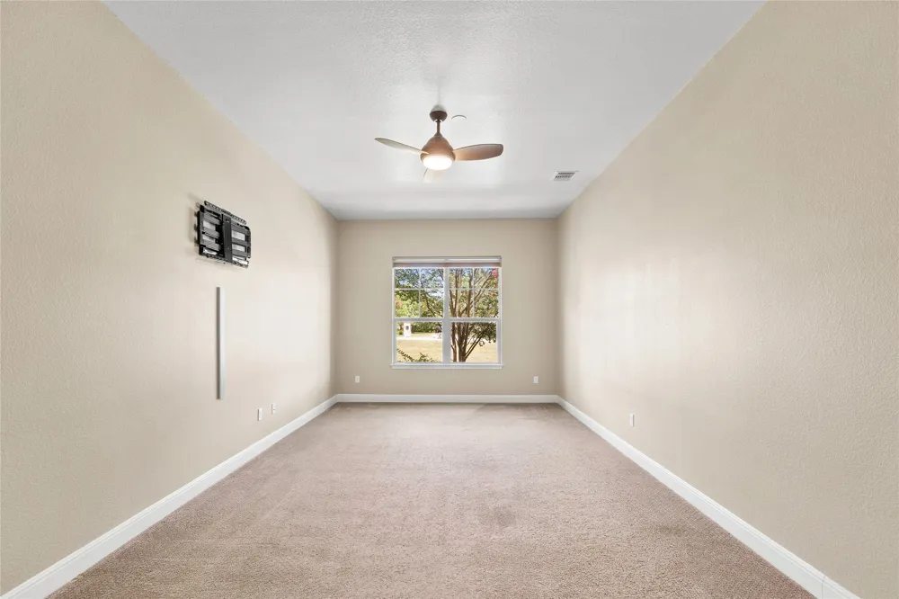 900 Hawthorne Loop Driftwood, TX 78619