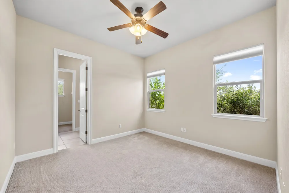 900 Hawthorne Loop Driftwood, TX 78619