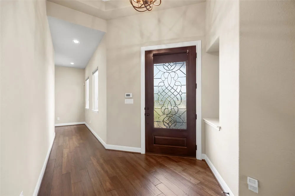 900 Hawthorne Loop Driftwood, TX 78619
