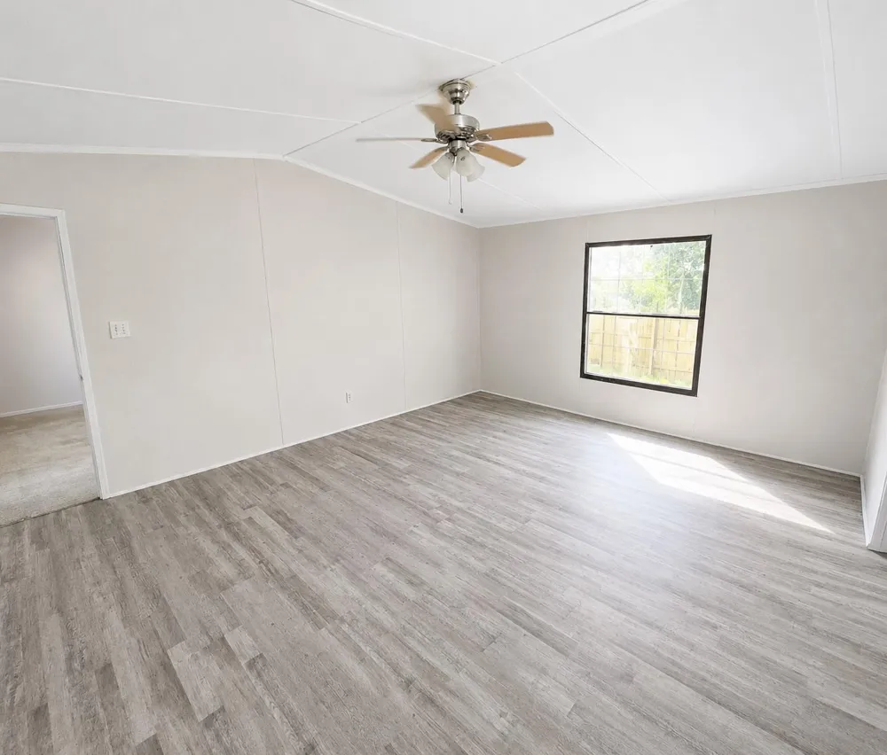 142 Aspen Livingston, TX 77351