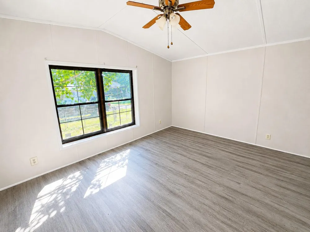 142 Aspen Livingston, TX 77351