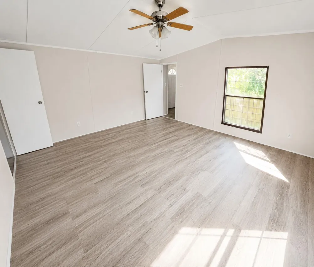142 Aspen Livingston, TX 77351