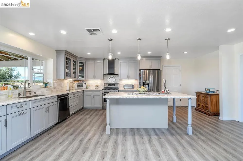 1700 Eureka Ave Brentwood, CA 94513