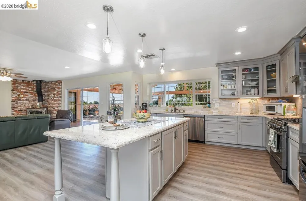 1700 Eureka Ave Brentwood, CA 94513