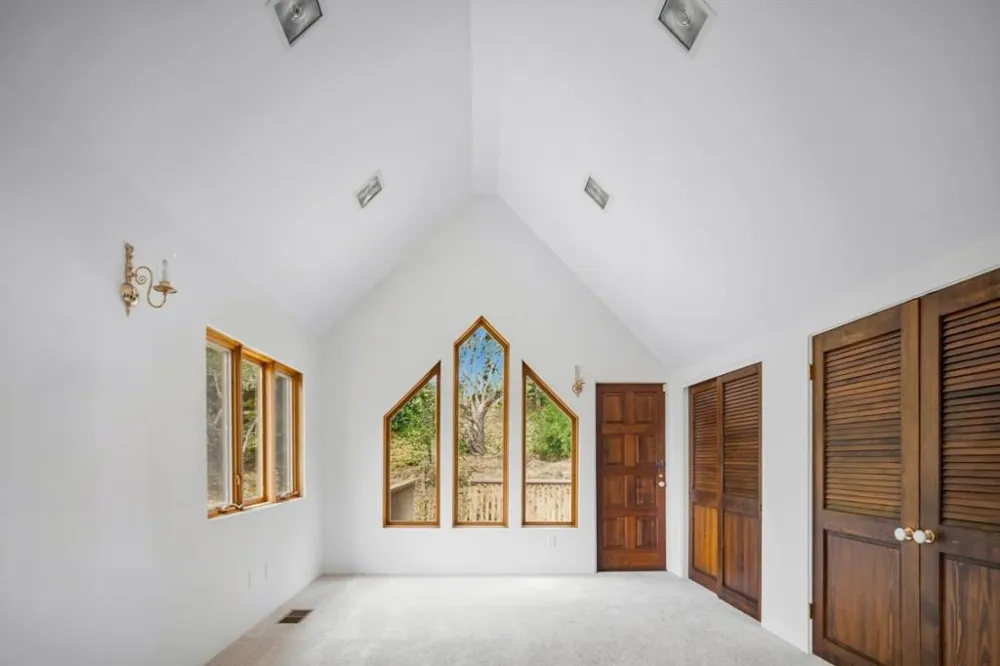 23 Mentone Road Carmel, CA 93923