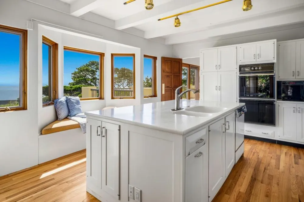 23 Mentone Road Carmel, CA 93923