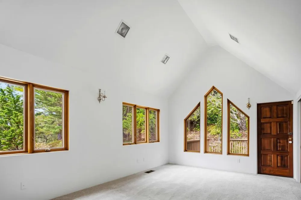 23 Mentone Road Carmel, CA 93923