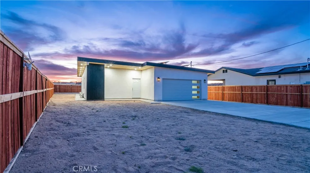 6586 Lupine 29 Palms, CA 92277
