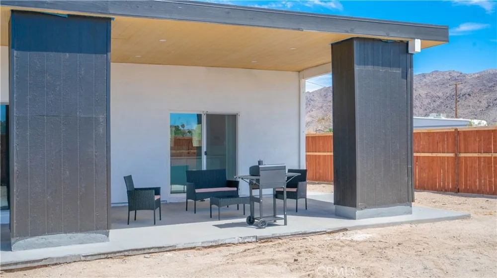6586 Lupine 29 Palms, CA 92277