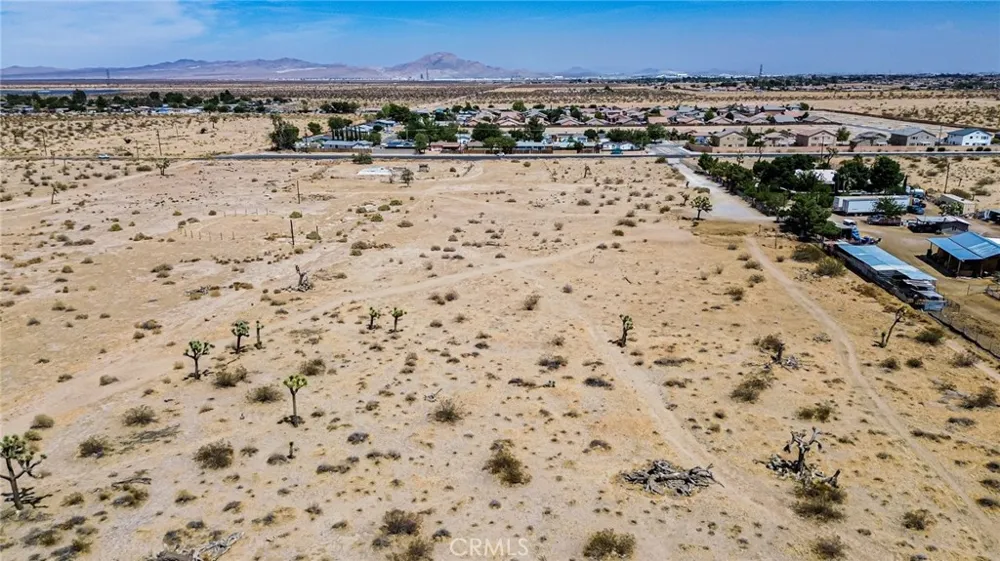 9690 Barcelona Avenue Adelanto, CA 92301