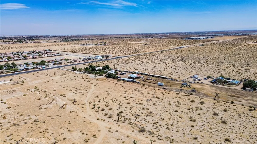9690 Barcelona Avenue Adelanto, CA 92301