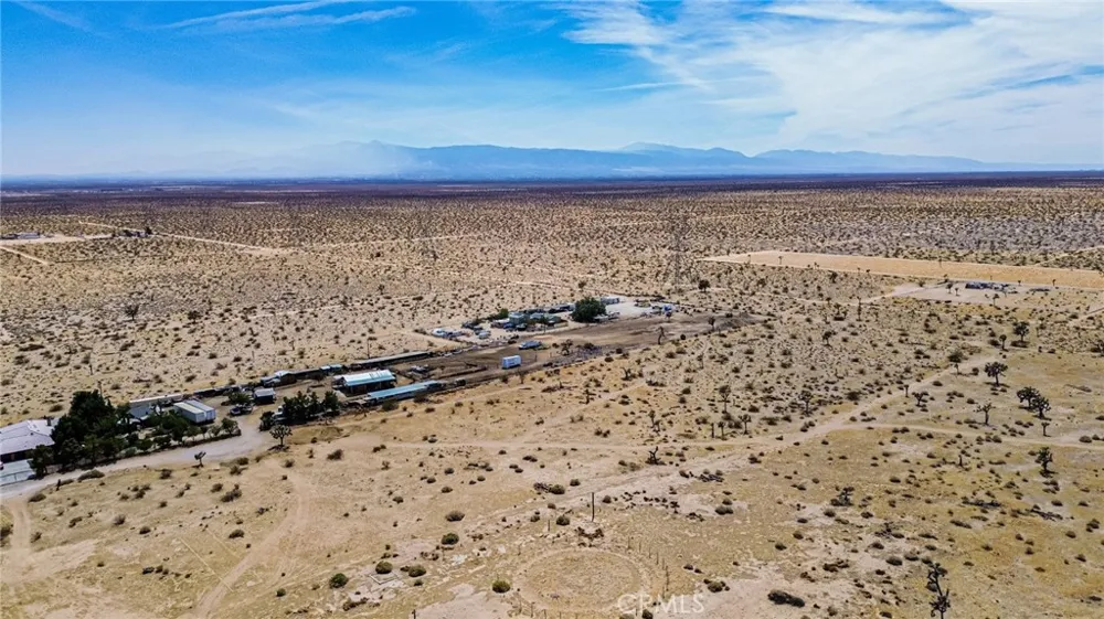 9690 Barcelona Avenue Adelanto, CA 92301