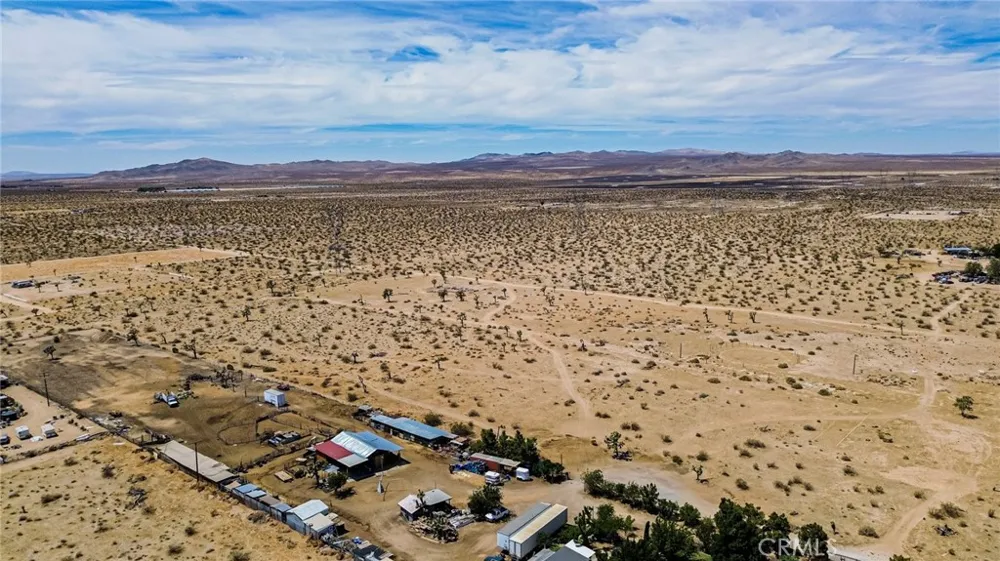9690 Barcelona Avenue Adelanto, CA 92301