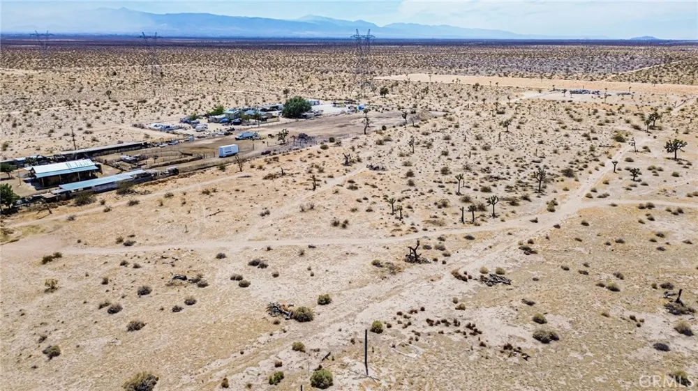 9690 Barcelona Avenue Adelanto, CA 92301