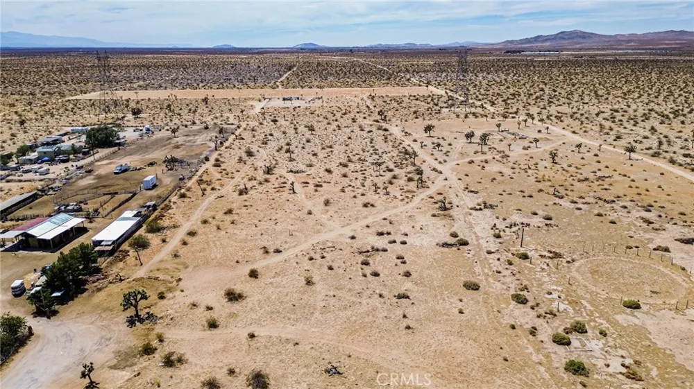 9690 Barcelona Avenue Adelanto, CA 92301
