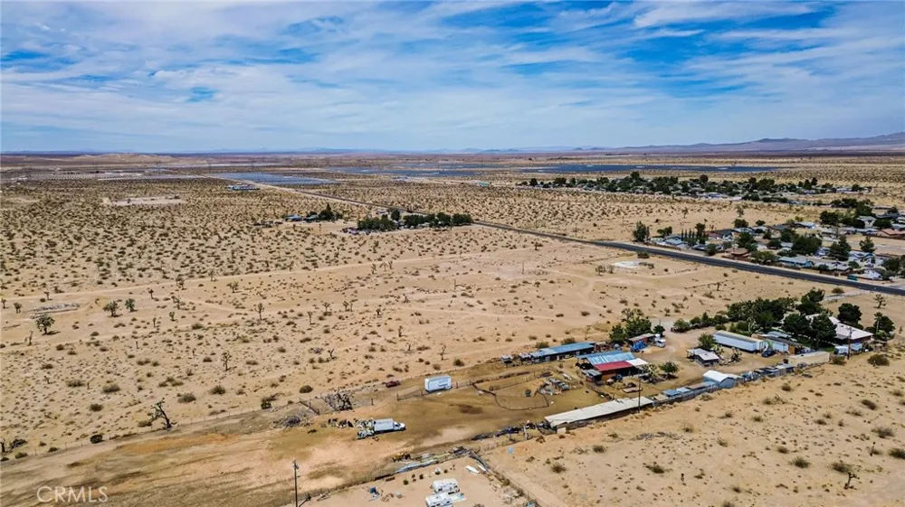 9690 Barcelona Avenue Adelanto, CA 92301
