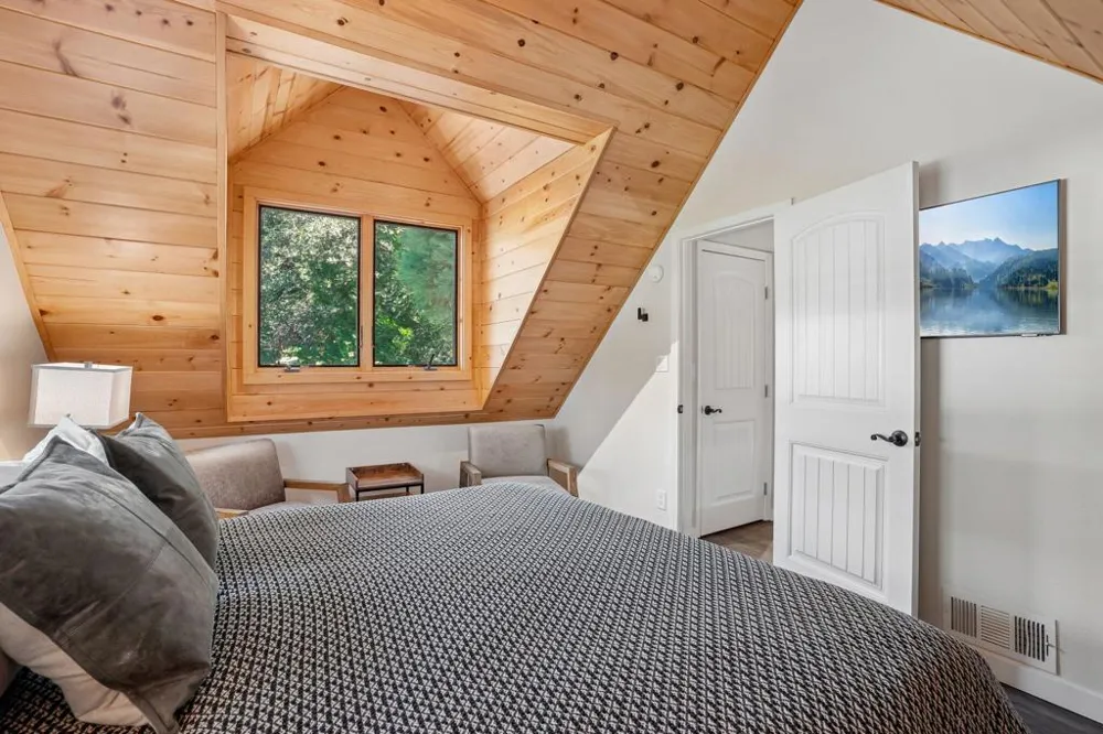 55180 Dickenson Road Idyllwild, CA 92549