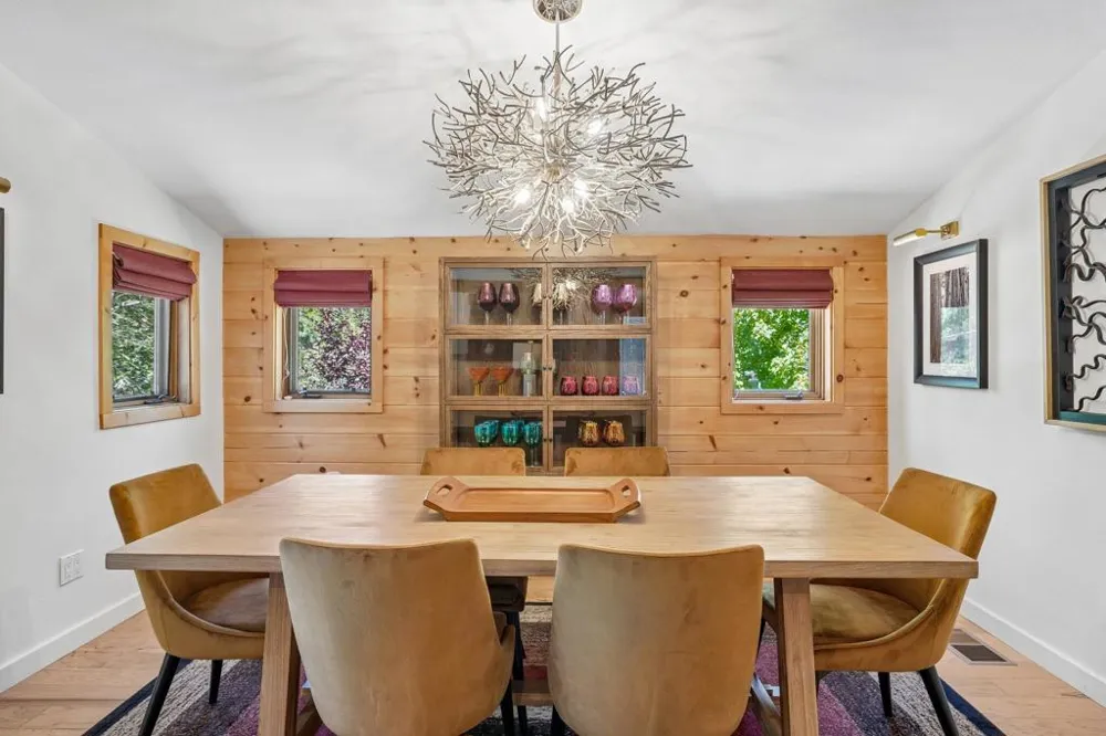 55180 Dickenson Road Idyllwild, CA 92549