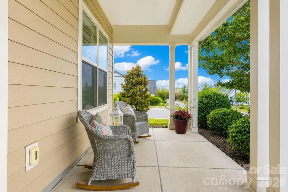 261 Stone Mountain Way Denver, NC 28037