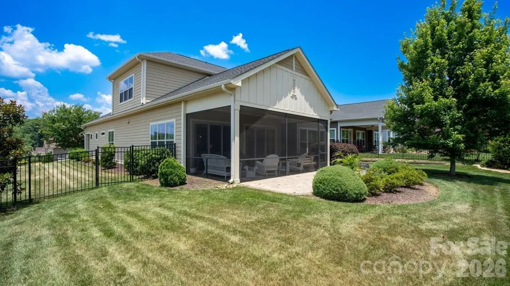 261 Stone Mountain Way Denver, NC 28037