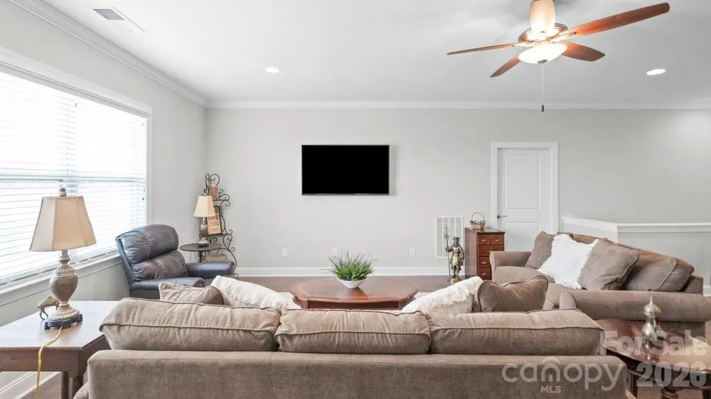 261 Stone Mountain Way Denver, NC 28037