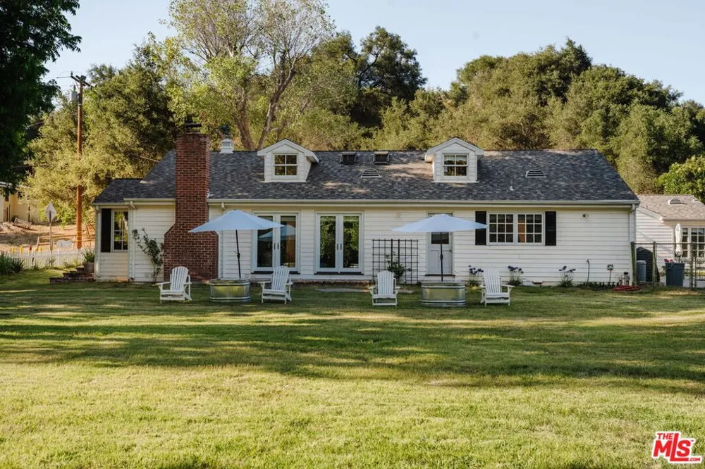 1520 Bonnell Drive Topanga, CA 90290