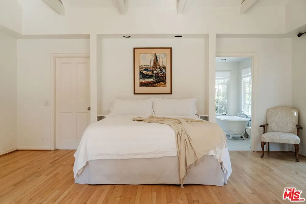 1520 Bonnell Drive Topanga, CA 90290