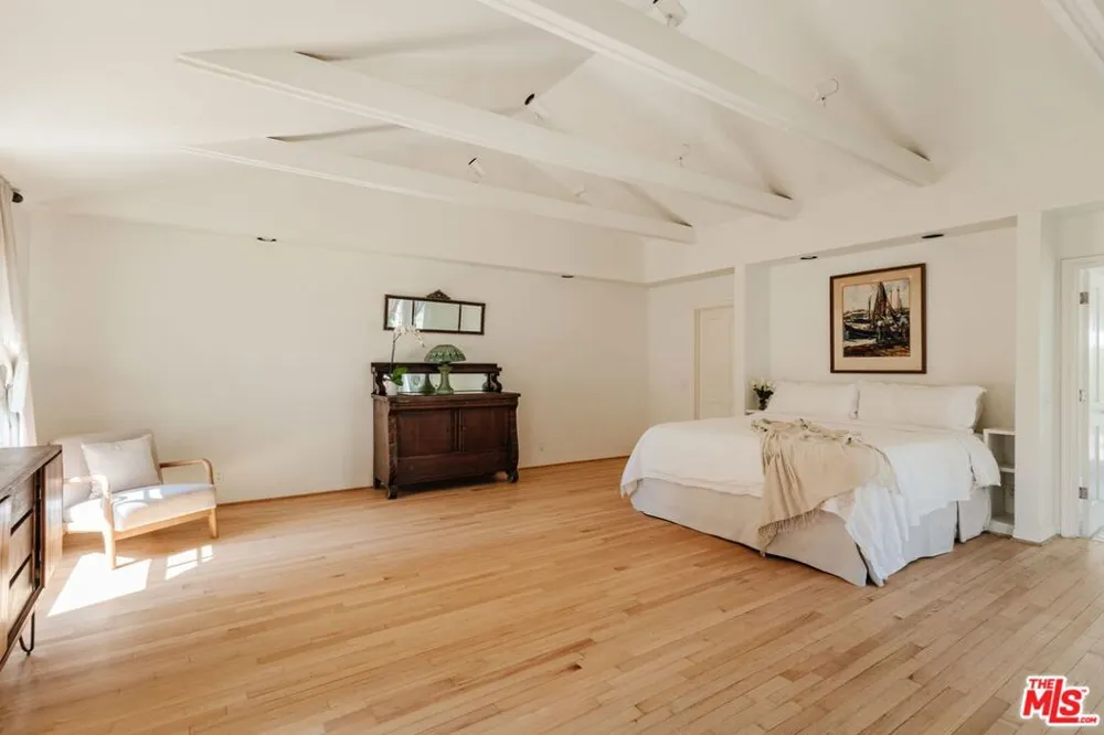 1520 Bonnell Drive Topanga, CA 90290