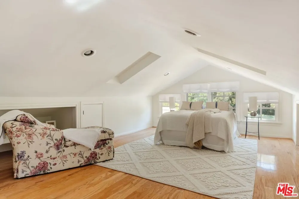 1520 Bonnell Drive Topanga, CA 90290