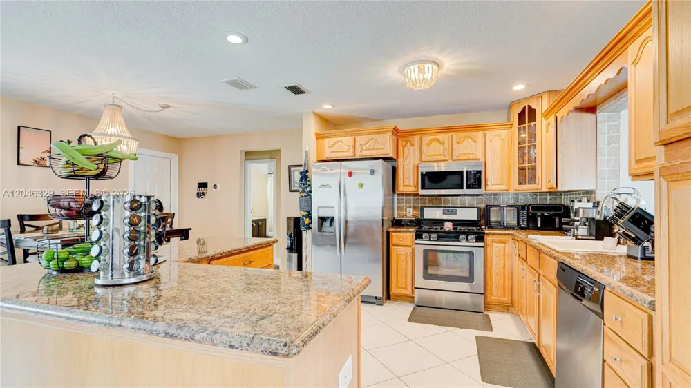 11370 NW 46th Pl Sunrise, FL 33323