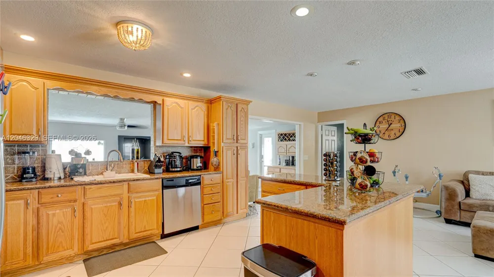 11370 NW 46th Pl Sunrise, FL 33323