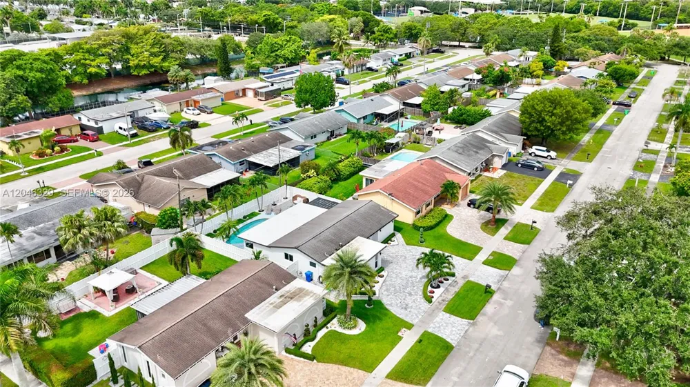 11370 NW 46th Pl Sunrise, FL 33323