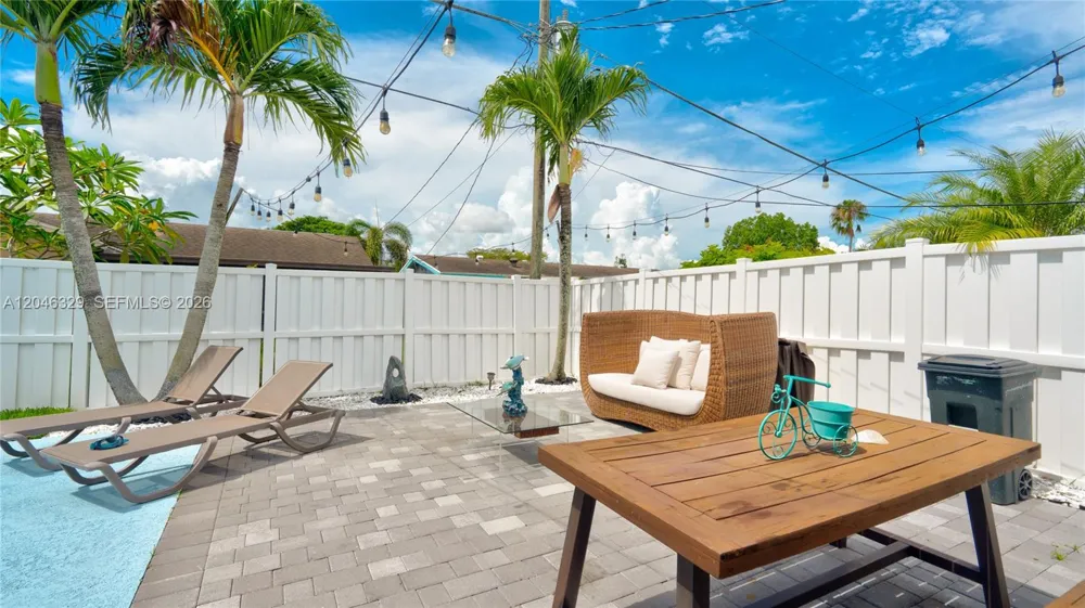 11370 NW 46th Pl Sunrise, FL 33323