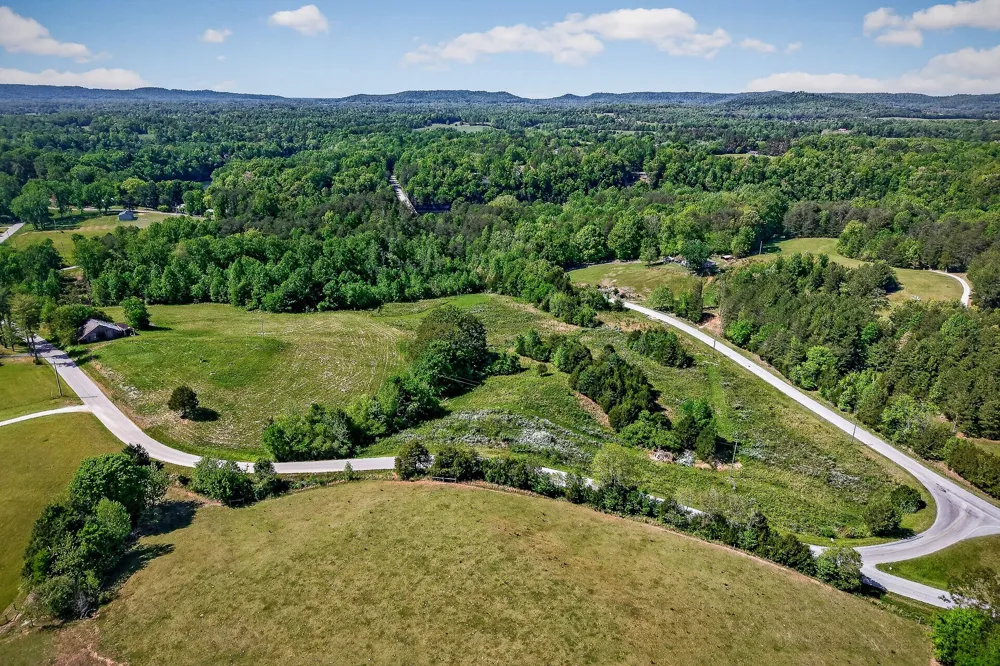 305 Caney Bend Rd Doyle, TN 38559