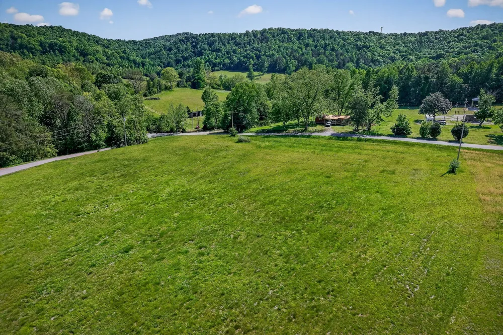 305 Caney Bend Rd Doyle, TN 38559