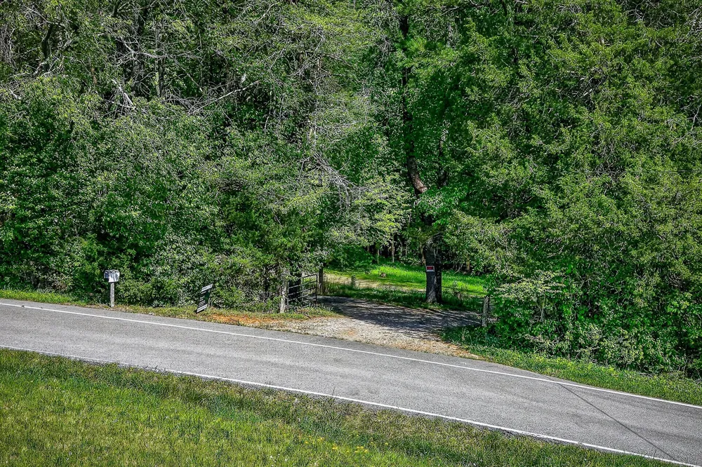305 Caney Bend Rd Doyle, TN 38559