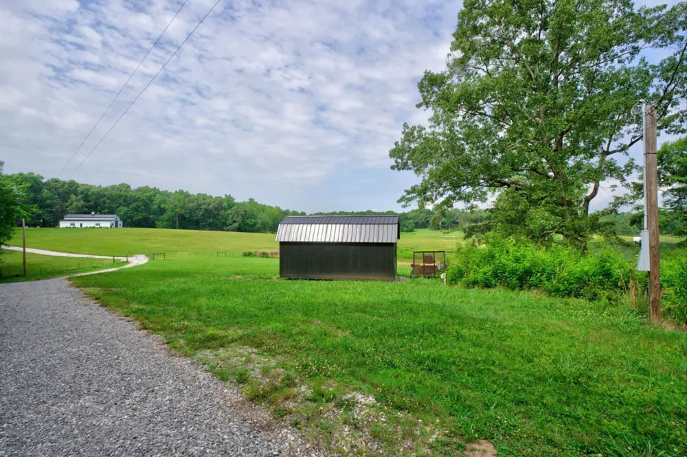 472 Eagle View Ln McMinnville, TN 37110