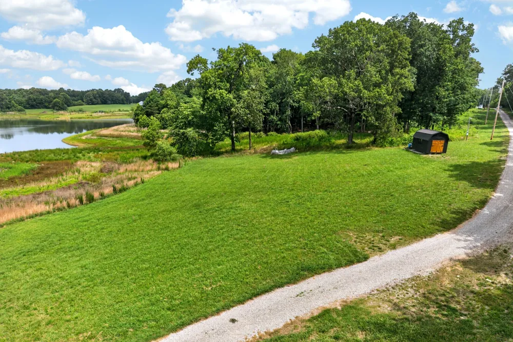 472 Eagle View Ln McMinnville, TN 37110
