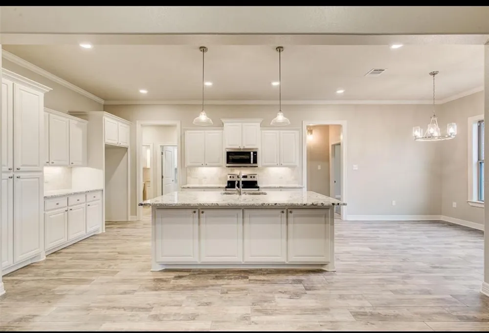 6120 County Road 401 Grandview, TX 76050