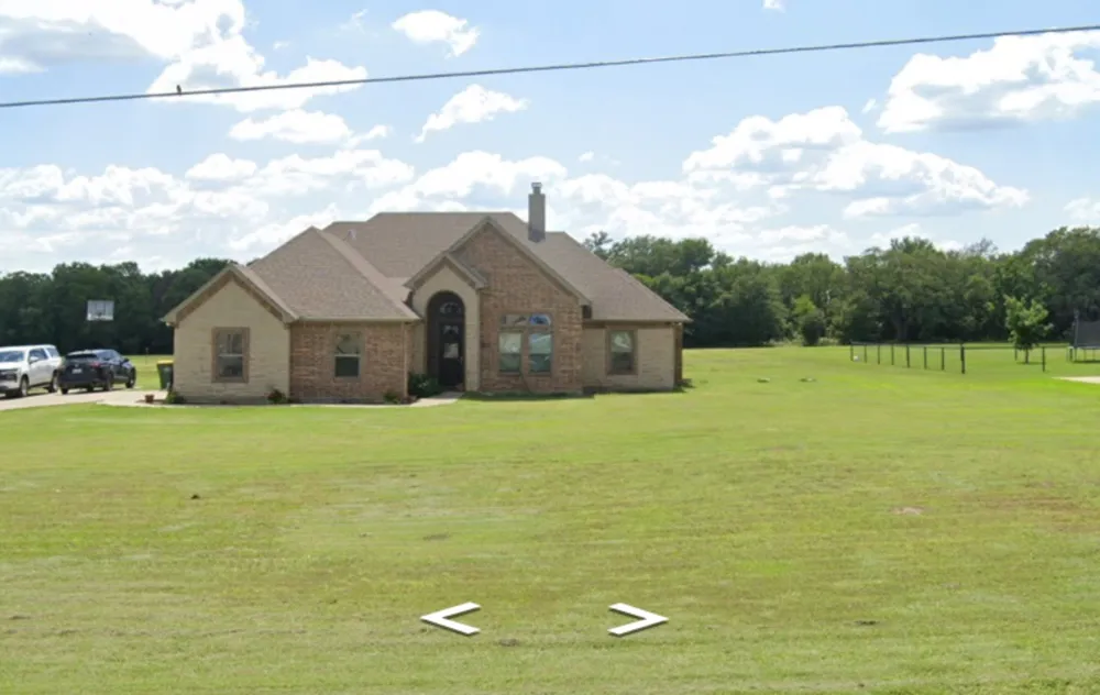6120 County Road 401 Grandview, TX 76050