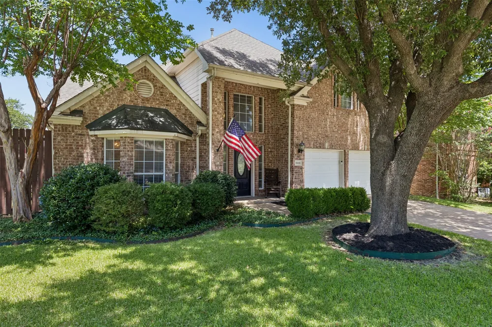 2416 Bonham Trail Grapevine, TX 76051