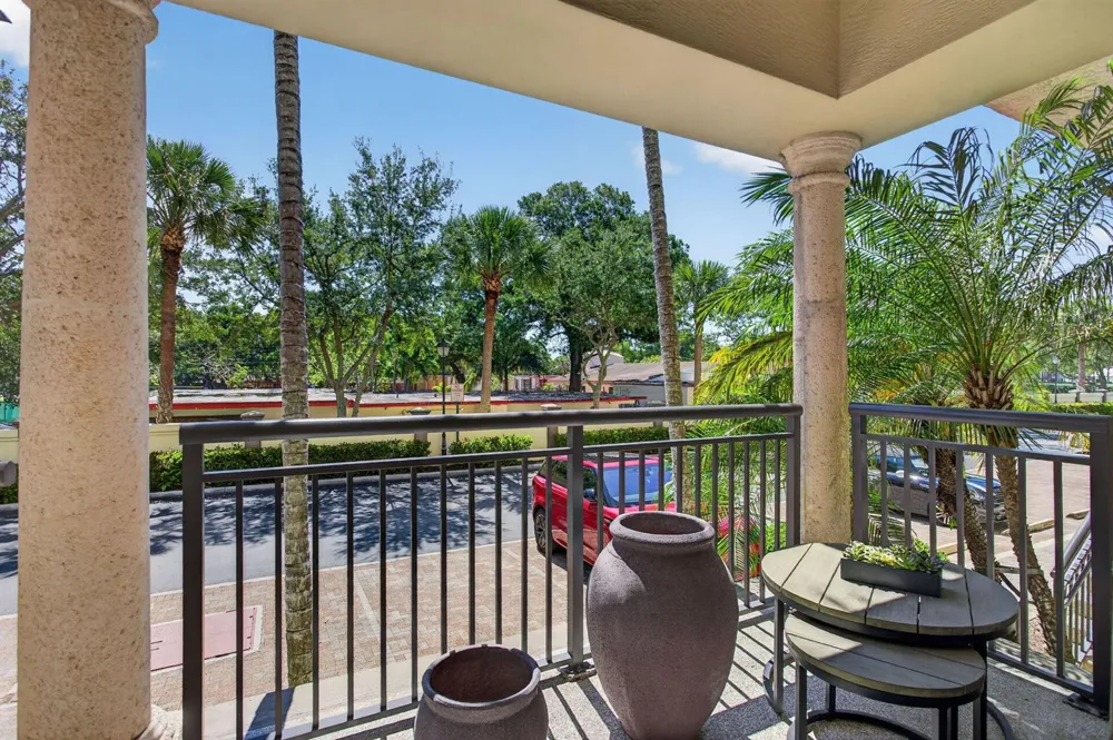 2609 NE 14th Avenue #105 Wilton Manors, FL 33334