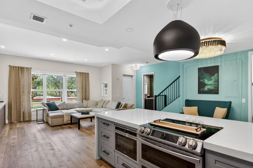2609 NE 14th Avenue #105 Wilton Manors, FL 33334