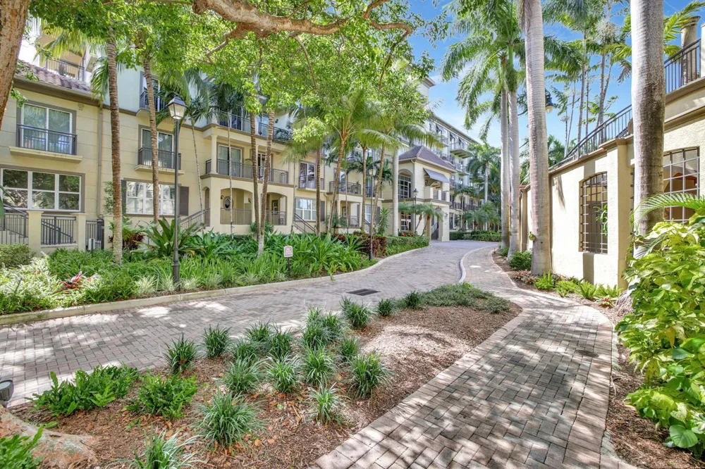 2609 NE 14th Avenue #105 Wilton Manors, FL 33334