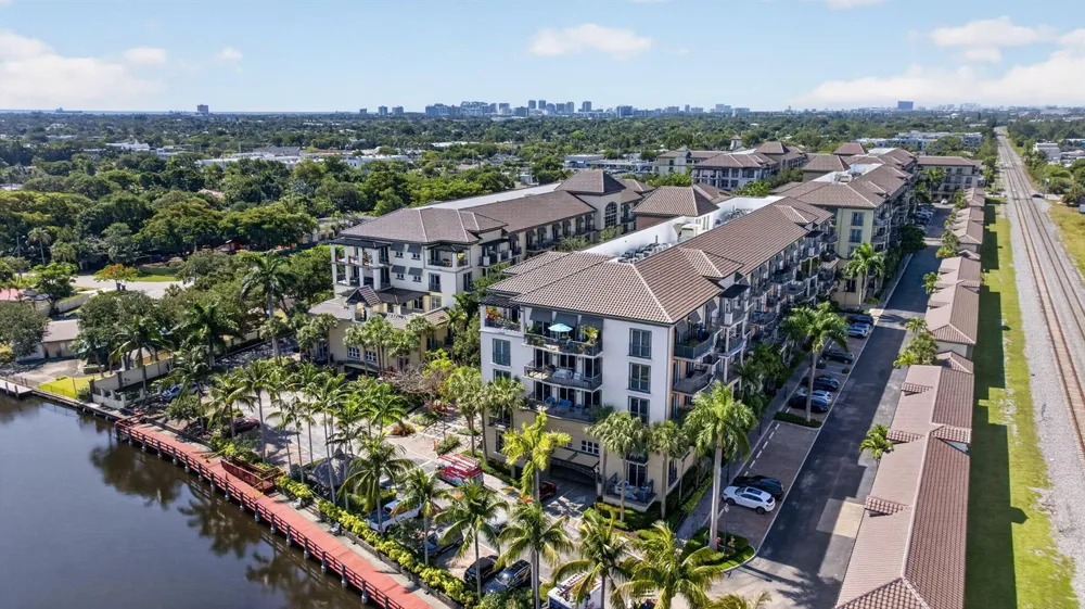 2609 NE 14th Avenue #105 Wilton Manors, FL 33334