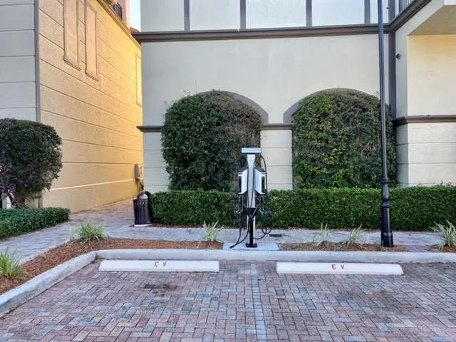 2609 NE 14th Avenue #105 Wilton Manors, FL 33334