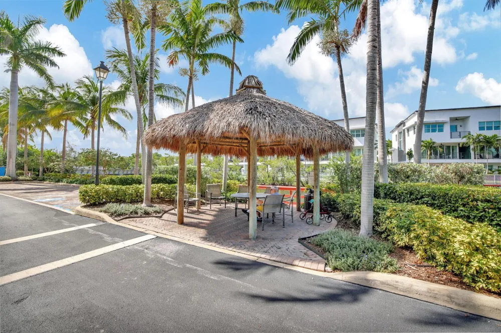 2609 NE 14th Avenue #105 Wilton Manors, FL 33334