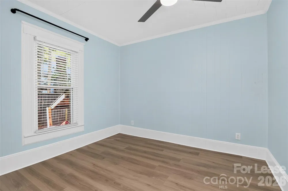 204 E McNeely Avenue Mooresville, NC 28115