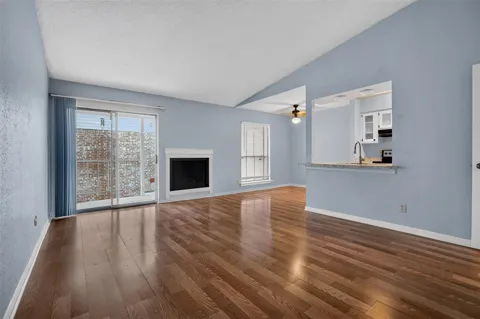 700 Thicket Lane #304